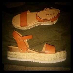 Soda size 8 wedge heels